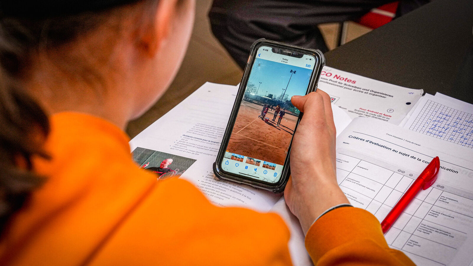 SWISSTENNIS ASSISTANT GLAND JL 74